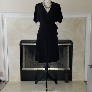 ♡EUC ♡ HALSTON WRAP DRESS